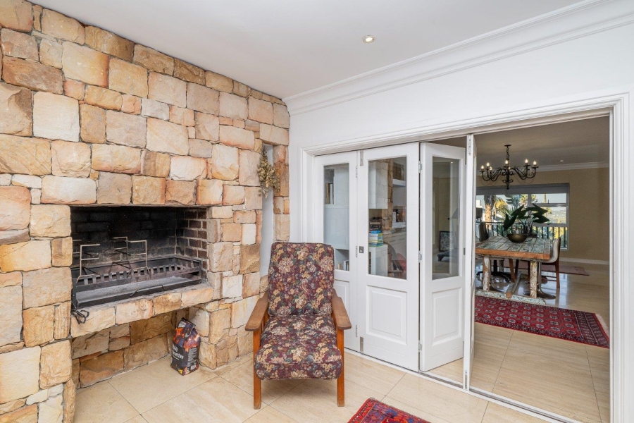 5 Bedroom Property for Sale in Welgedacht Western Cape